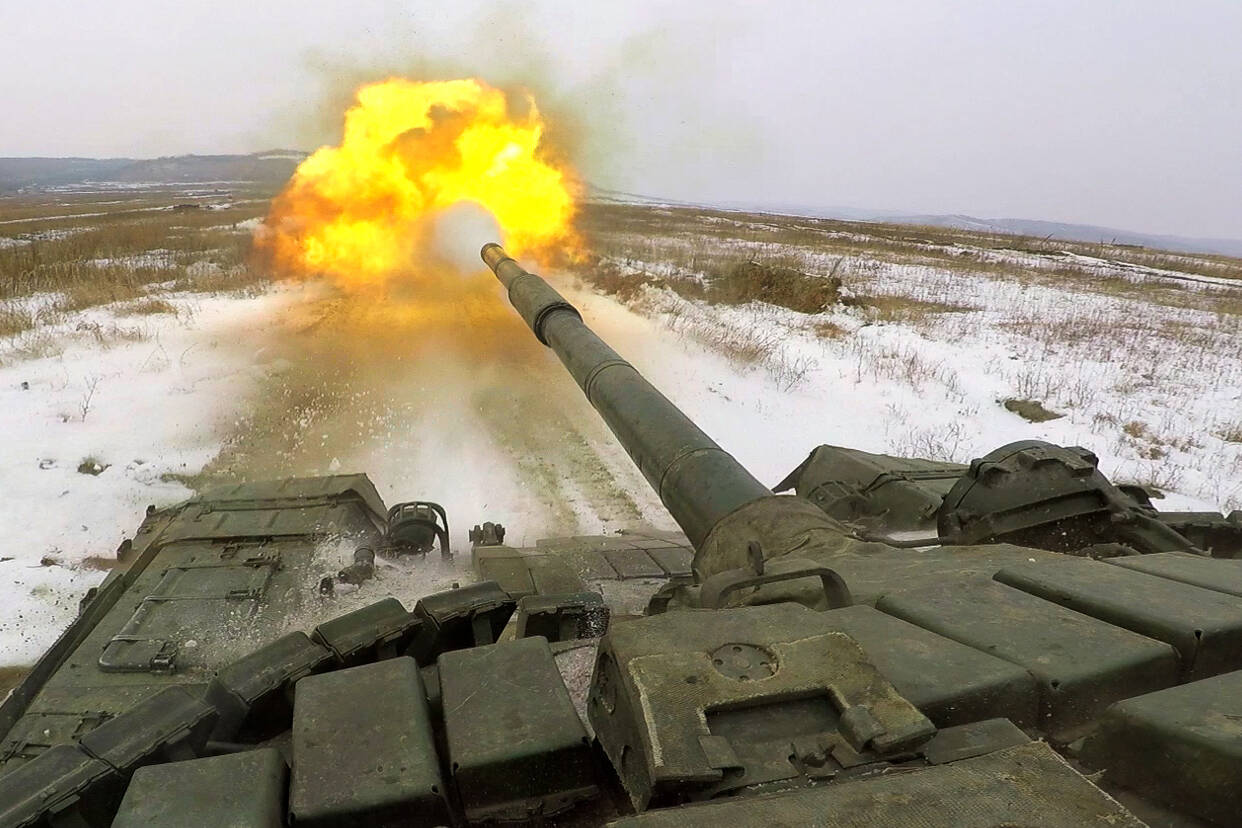 Gefrorener Boden und keine Verstecke! Russland droht schrecklicher Winterkrieg auf offenem Feld!