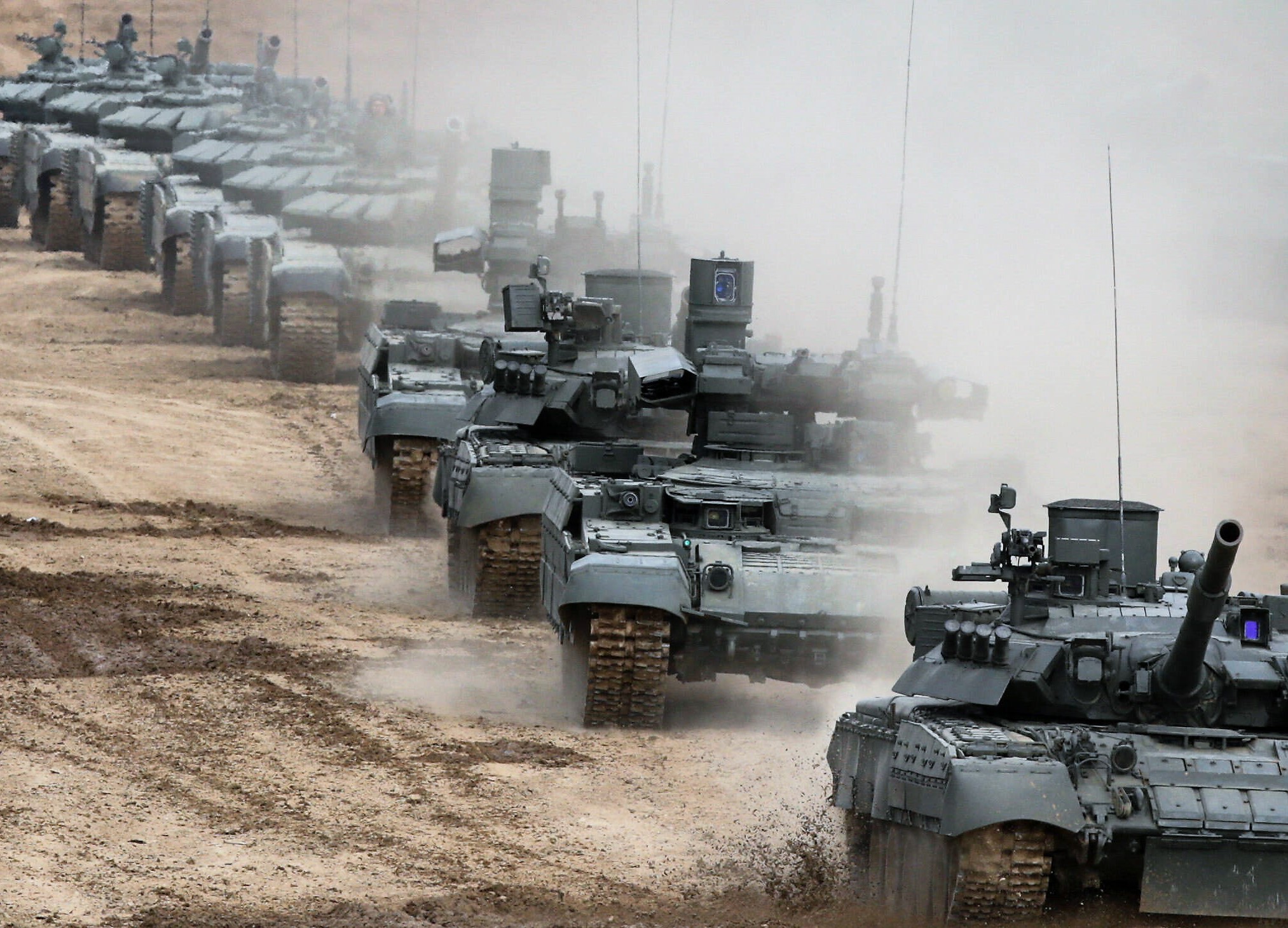 EILMELDUNG - Droht der nächste Krieg in Europa? Serbischer Militärkonvoi auf dem Weg in den Kosovo