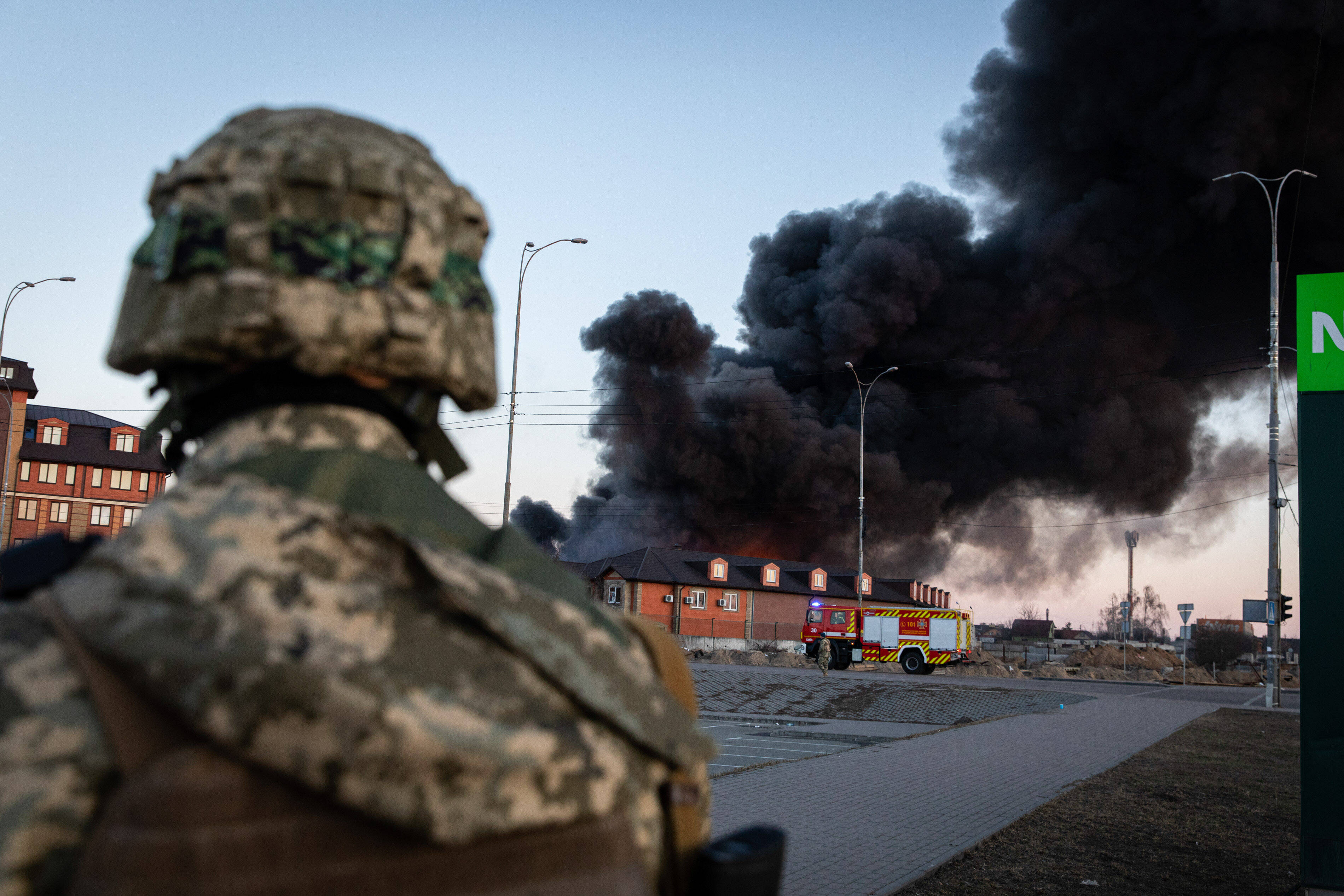 Russische Soldaten verraten sich über ihre Handy! Ukrainische Armee greift die Unterkünfte der russischen Truppen an!