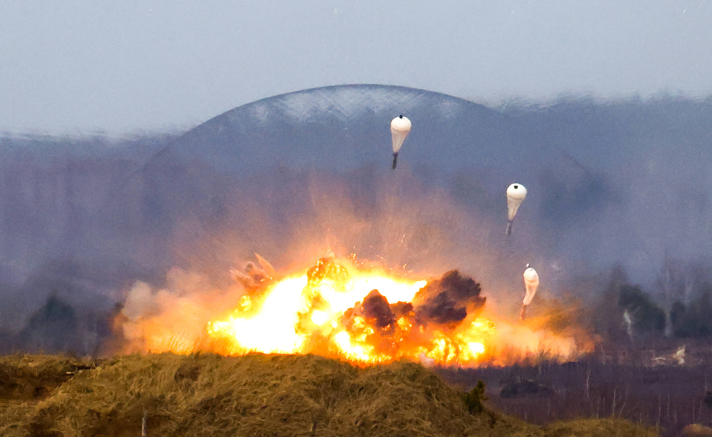 Putin geschockt! Ukraine bestätigt erstmaligen Einsatz von intelligenten Bomben!