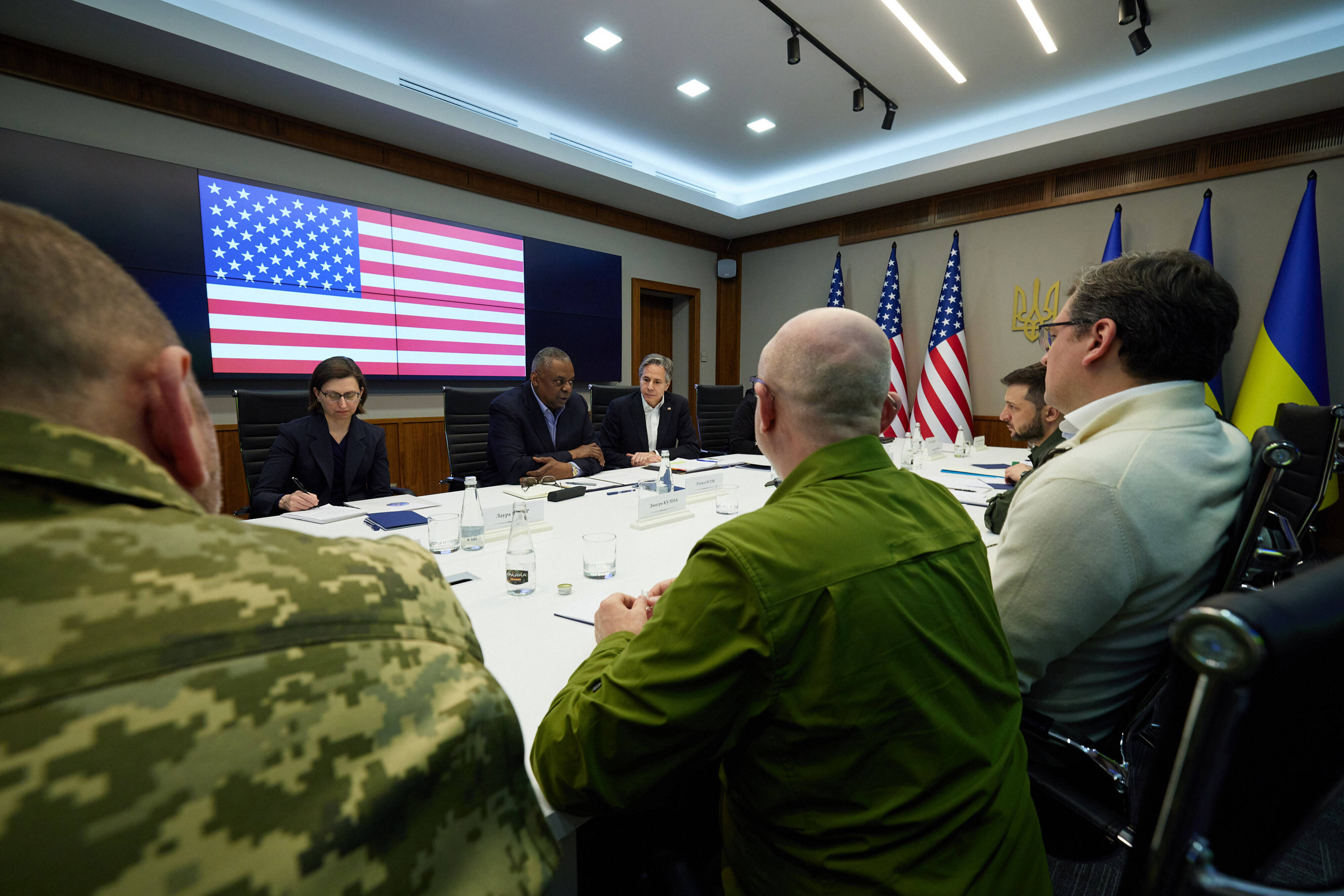 US-Außenminister Blinken verhöhnt russische Armee - "Zweitstärkste Armee - in der Ukraine!"
