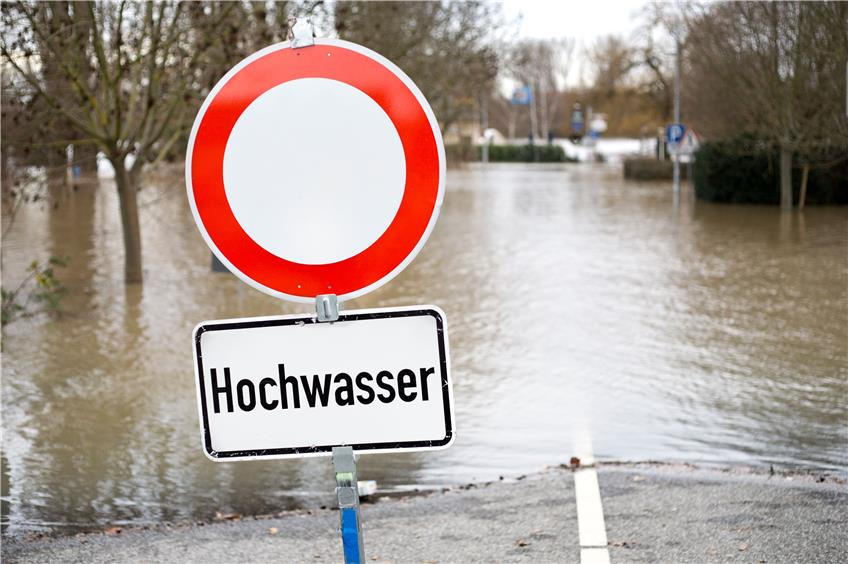 Hochwasserwarnung! Nach Tauwetter - Pegel steigen gefährlich! Wetter spielt vollkommen verrückt