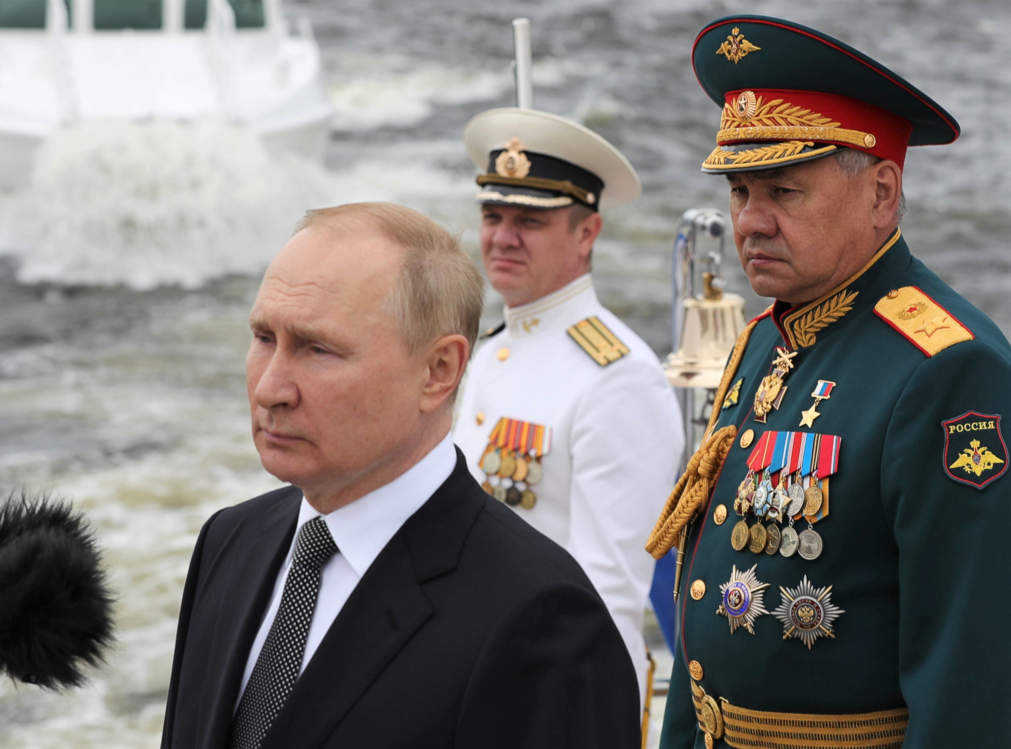 Putin bereit zu Verhandlungen mit allen Seiten! Wirres Interview von Wladimir Putin gibt Rätsel auf!