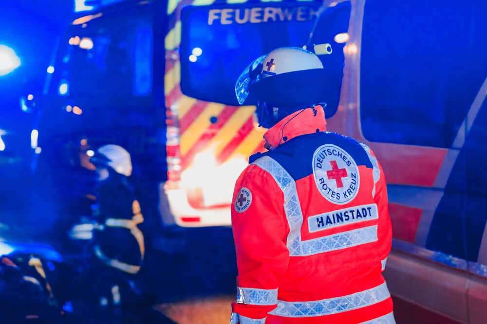 14-jähriger ist das erste Bölleropfer dieses Jahr! - Seine Hand wurde zerfetzt, durch Billigböller!