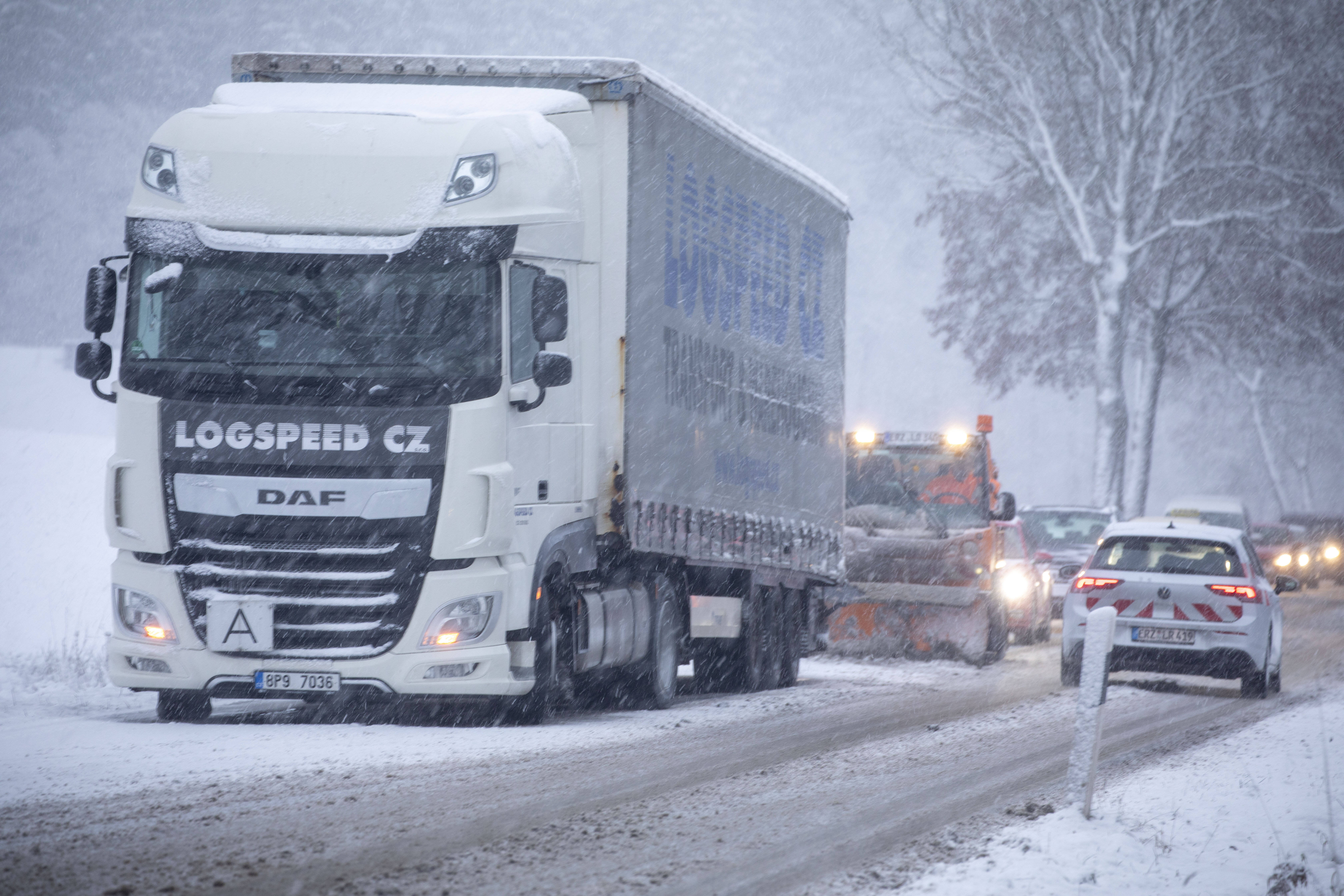 Wetterwarnung! Wintereinbruch - Schnee und Glätte kommen zurück nach Deutschland!