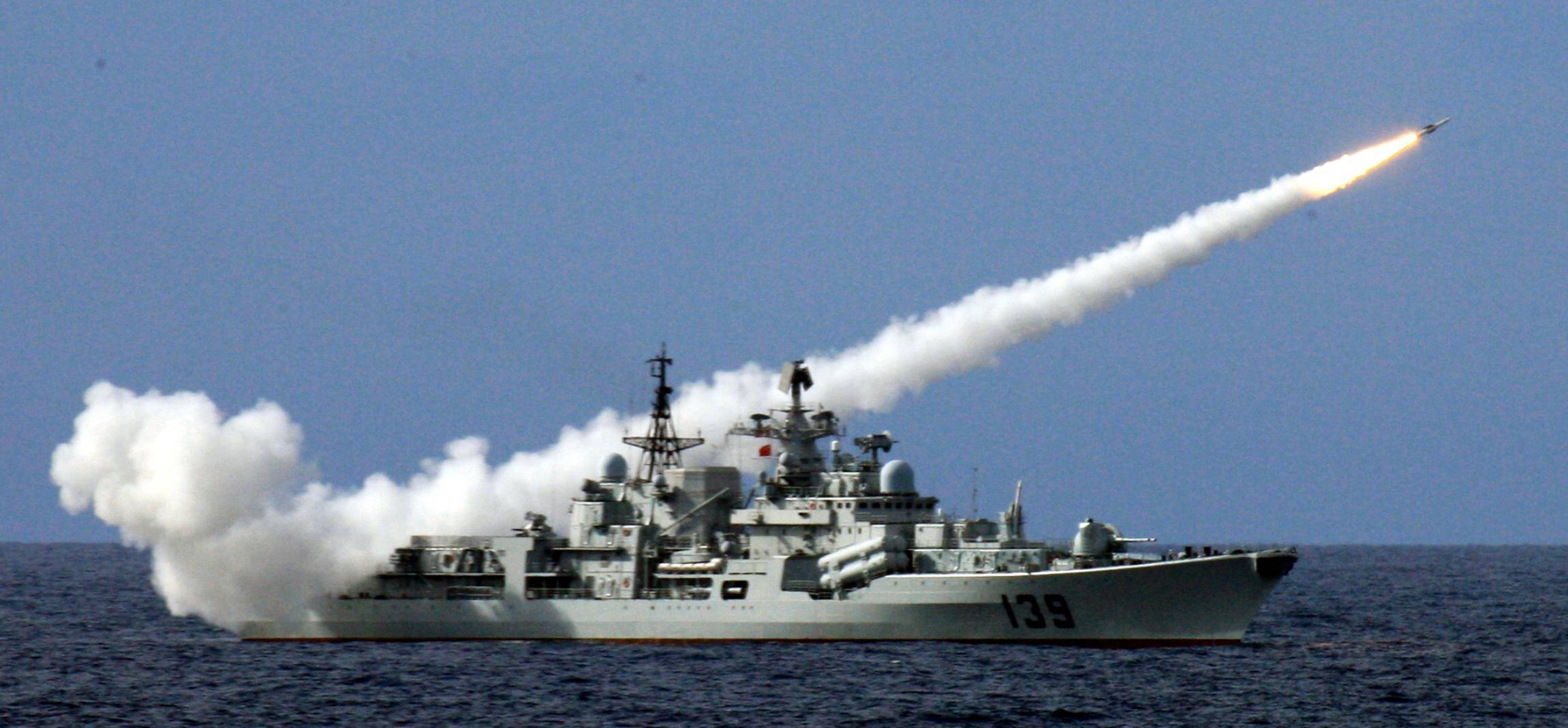 EILMELDUNG🔥 Russisches Kriegsschiffe im Mittelmeer gesichtet - Italienische Marine warnt vor Zwischenfall!