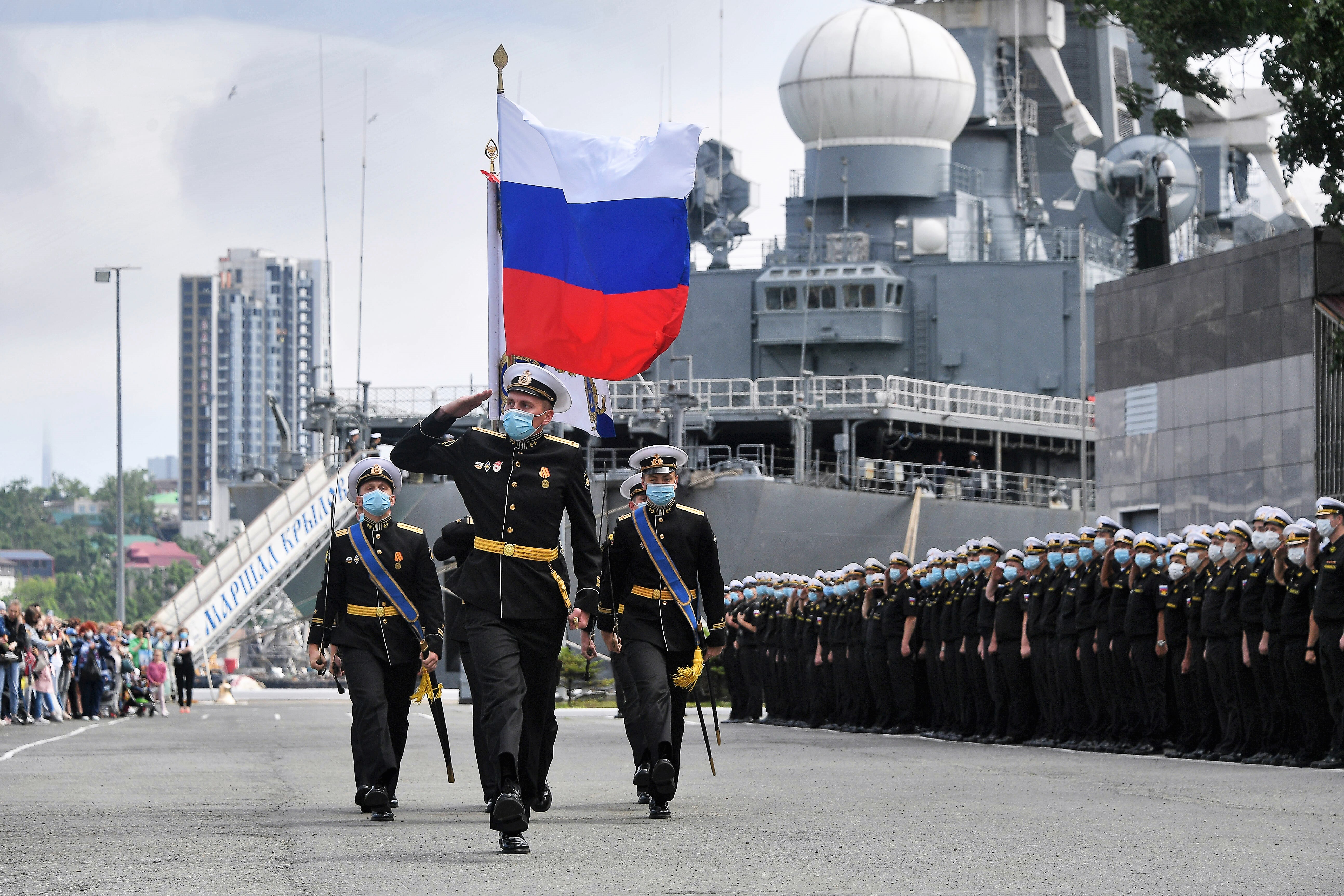 EILMELDUNG🔥 Russische Raketenfregatten im Mittelmeer gesichtet, sie können Atomraketen starten!