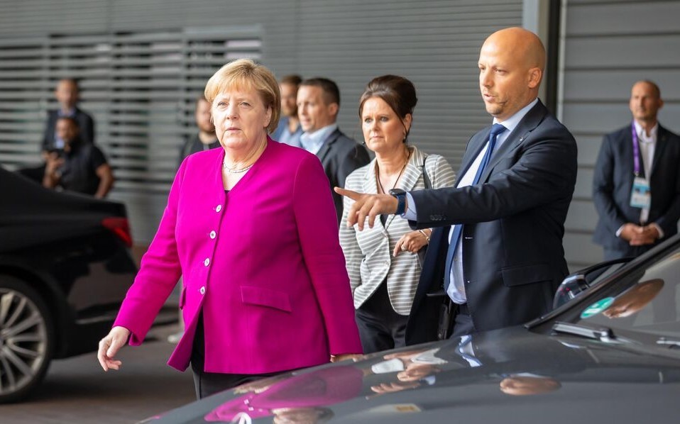 Angela Merkel in der Notaufnahme! Gesundheitliche Probleme schlimmer, Ärzte sind ratlos!