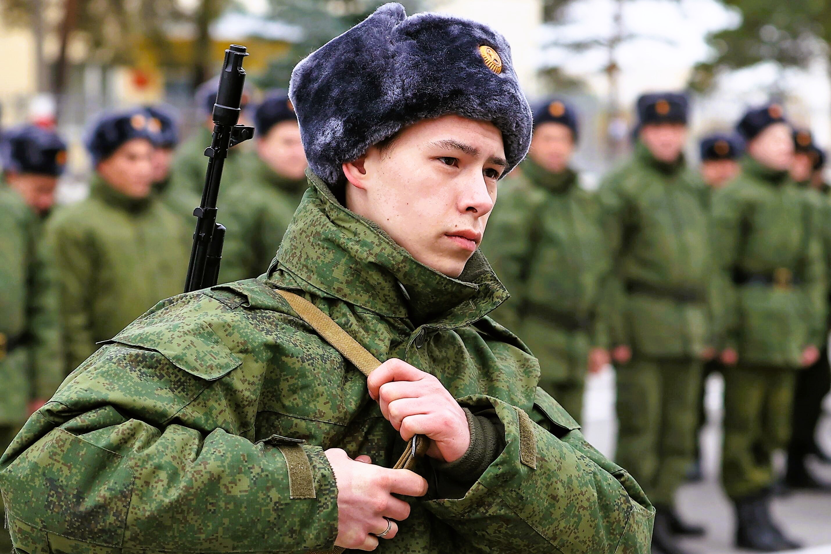 Noch 10 Jahre Krieg? Medwedew schockt mit Horror-Prognose und fordert Aufteilung der Ukraine!