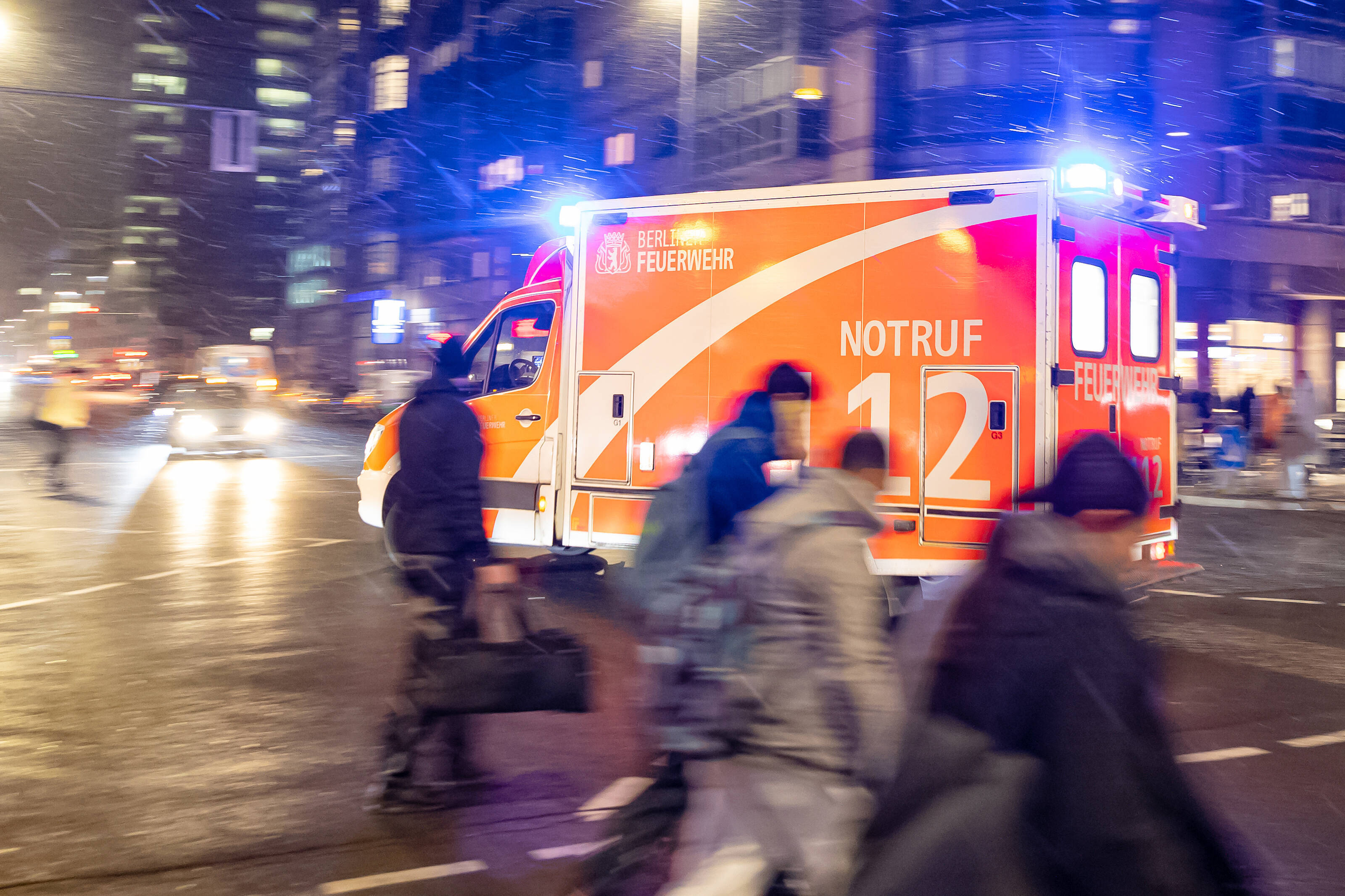 Schwere Explosion in deutschem Unternehmen - 1 Mitarbeiter wurde getötet und mehrere weitere verletzt