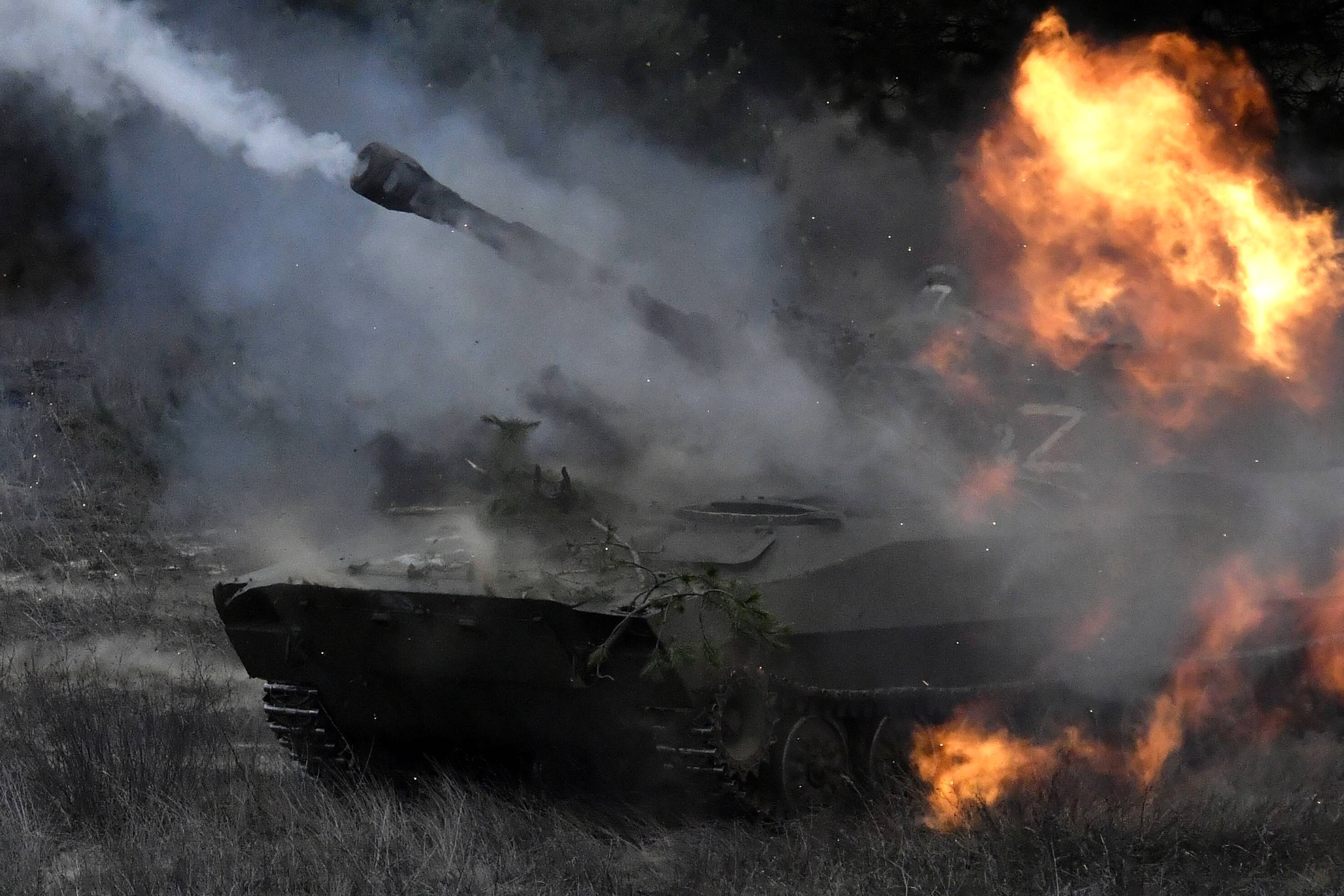 Putin tobt! HIMARS-Schlag vernichtet 4 russische Haubitzen auf einen Schlag - die Verluste gehen weiter!