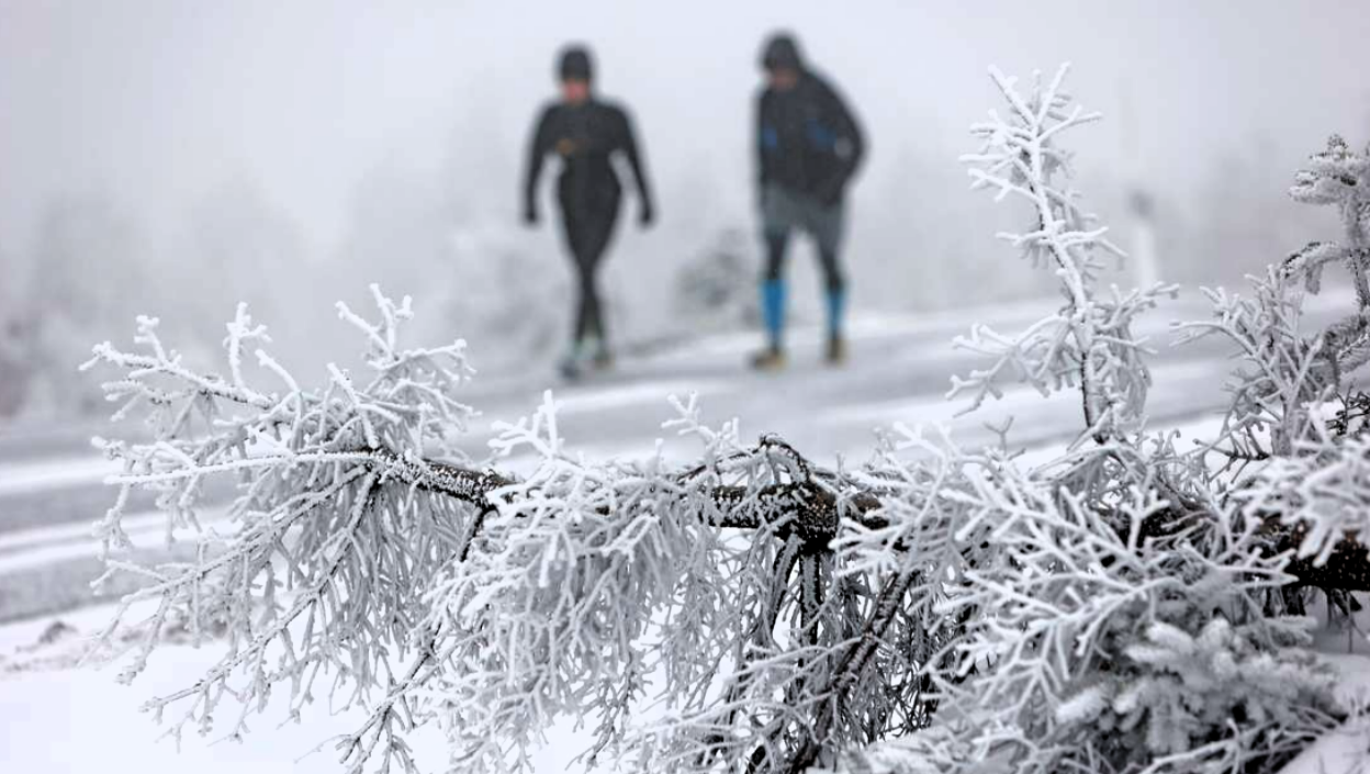 Jetzt droht sogar Lebensgefahr! - Meteorologen rufen höchste Warnstufe wegen Schnee und Eis aus