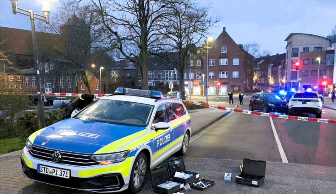 Polizei schießt Frau nieder! Schüsse bei Polizeieinsatz in Berlin - Frau wurde angeschossen