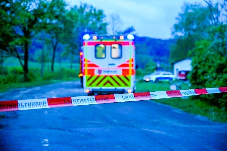 Dramatischer Unfall auf der Bundesstraße - Junge (10) wurde aus dem Fahrzeug geschleudert!